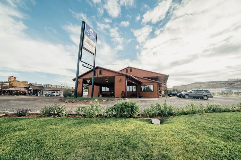 Hotel America's Best Value Inn & Sui