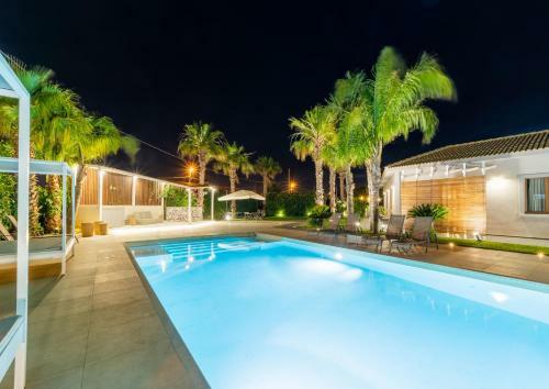 Villa Aqua Venere Pool & Suites