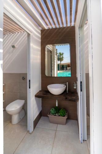 Villa Aqua Venere Pool & Suites