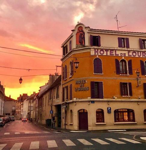 Hotel H�tel De L'ours