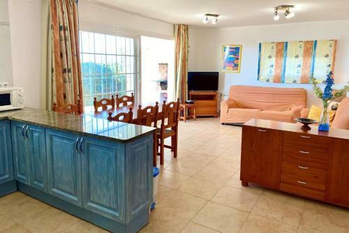 Holiday Home Lloret De Mar - Con01102b-fya