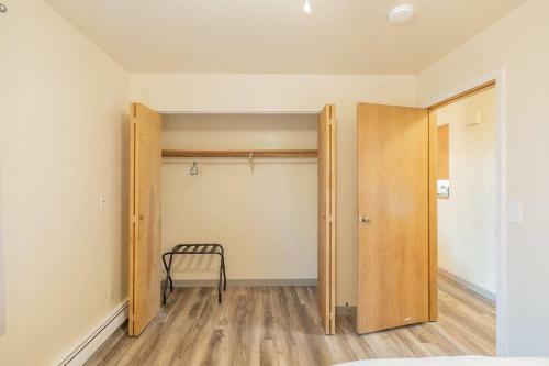 Hostal Centrally Located Coffee Bar And Comfort
