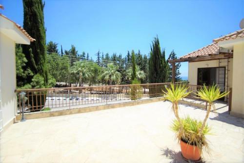 One-bed Apartment With Double Sofa-bed And Pool