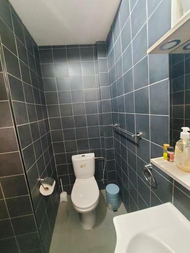 Hostal Vasos Guesthouse 10 Min Walk From The Beach