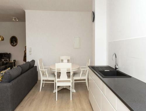 Apartment In Brussels, Degroux By Homenhancement Sa