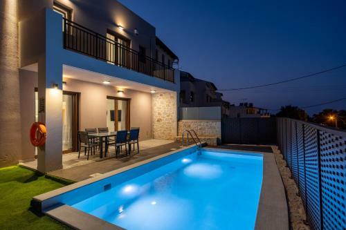 Villa Anna's Residence, Comortable Vacation In Rethimno!