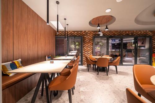Aparthotel C Group Apartments