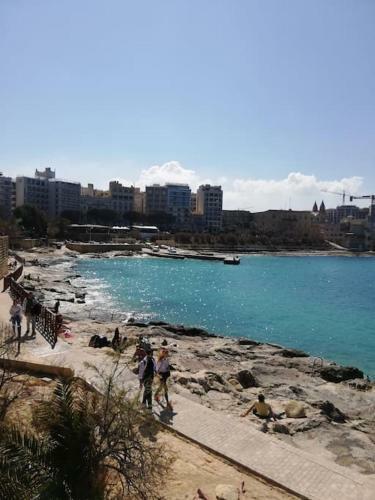 Apartamento Sunny 2 Bedroom, 2 Bathrooms, Seaside Apt.