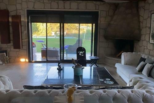 Villa Private Stone House With Swimming Pool And 2000 Sq Yard