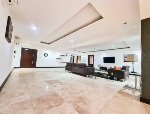 Apartamento 3 Bed Airport Residential