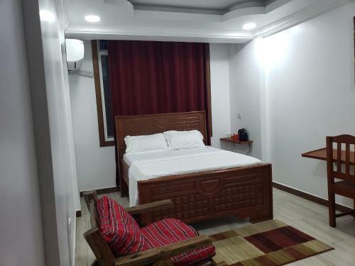 Hostal Cwt Building