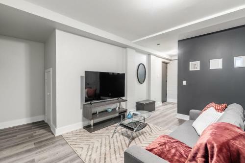 Brand New - 1br Modern Apartment - Prime Location
