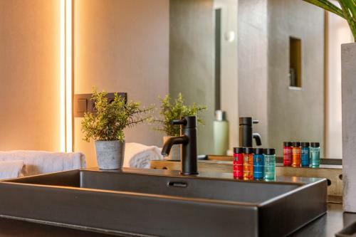 Sunny And Spacious Duplex Apartment On Top Location In Gent