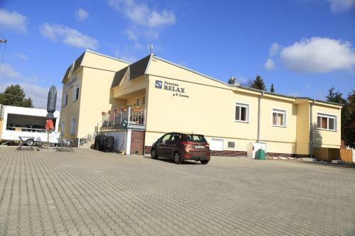Hostal Pension Relax U Kom�na