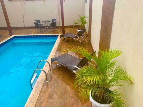 Casa Com Piscina E Duas Su�tes Perto Do Parque Lagoa Quente