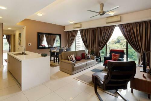 Apartamento Cozy Spacious 2br Bukit Bintang With Lush Greenery