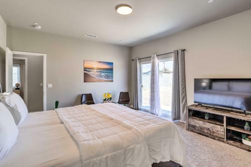 Desert Hot Springs Home Large Yard, Mtn View