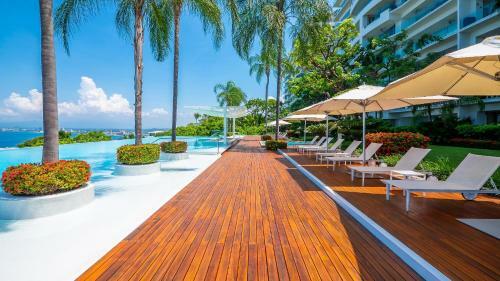 1002 Avalon 1002 Top View Amp Private Pool 10th Flr