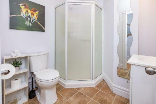 Apartamento Cozy & Warm - 2br Apt With King Bed - Steps From Byward Market
