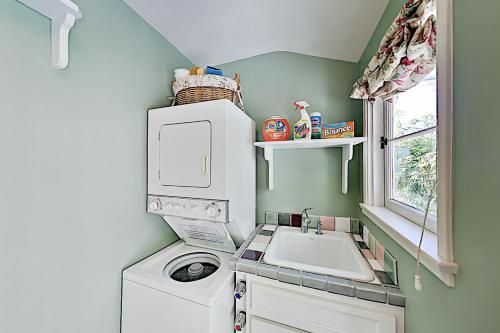 Magnolia Cottage