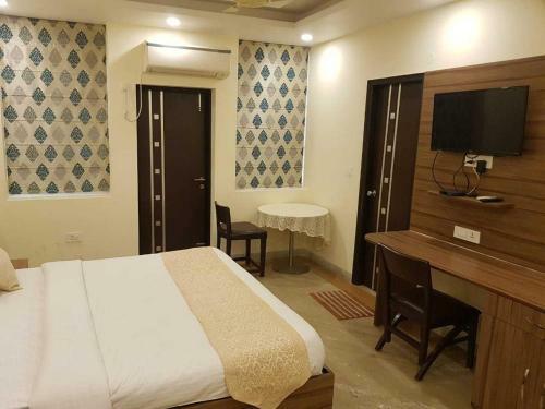 Hotel Oyo 89504 Sahil Inn
