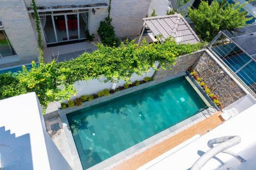 Villa H? B?i Long Cung Resort H??ng Giang