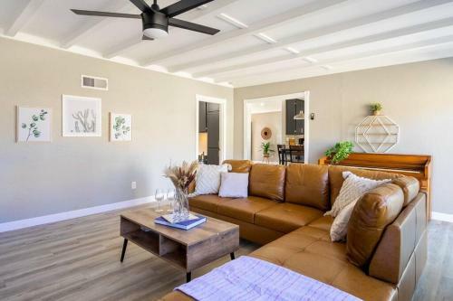Desert Dreamin': Modern Pool Oasis Near Joshua Tree