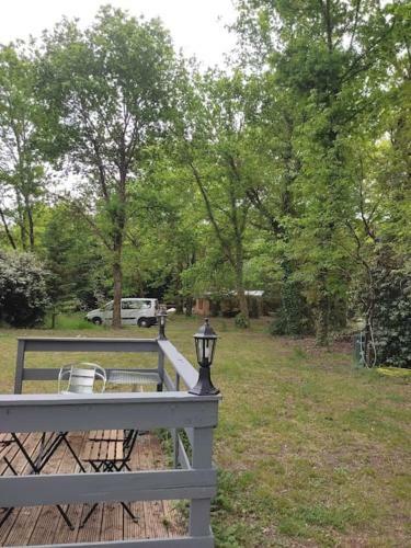 Maison Atypique Dans Un Endroit Calme Arbor�
