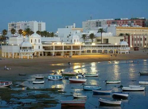 Apartamento Cerca De La Playa De La Caleta