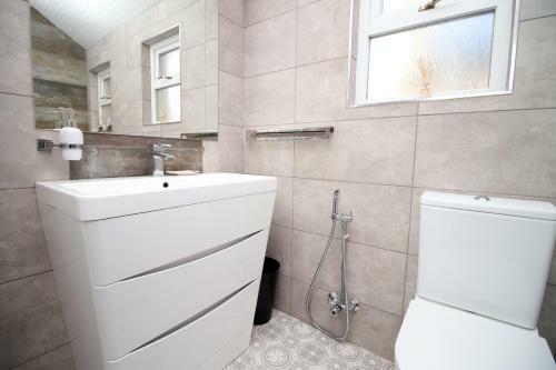 Apartamento Large Central Cardiff House - Games Room