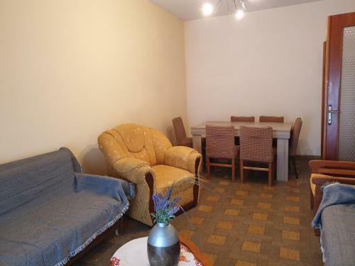 Value Apartment Up To The City Center