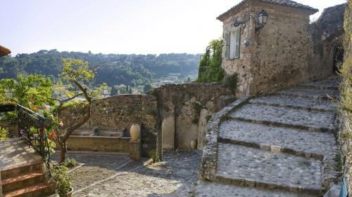 Charmante Maison De Village Au C?ur De Biot