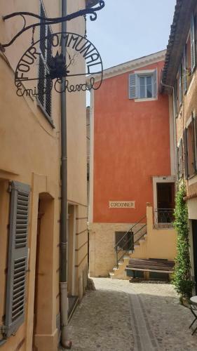 Charmante Maison De Village Au C?ur De Biot