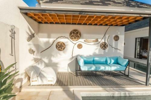 Villa Hakem Elegant And Modern 4 Bedrooms Villa Pool View