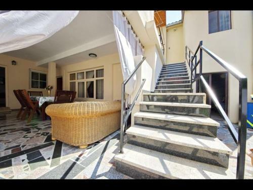 Anna Apartments