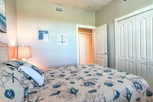 Apartamento Burnt Store Marina Condo With Community Pool!