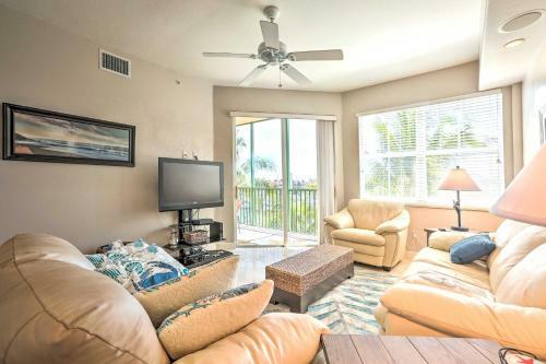 Apartamento Burnt Store Marina Condo With Community Pool!