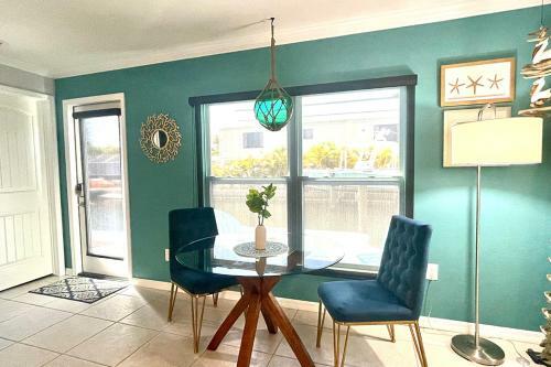 Apartamento Waterfront Condo, Private Dock, 5min Walk To Beach