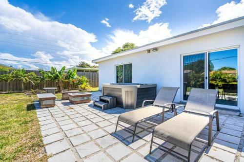 Hollywood Hills 3bd Home Parking Bbq & Backyard