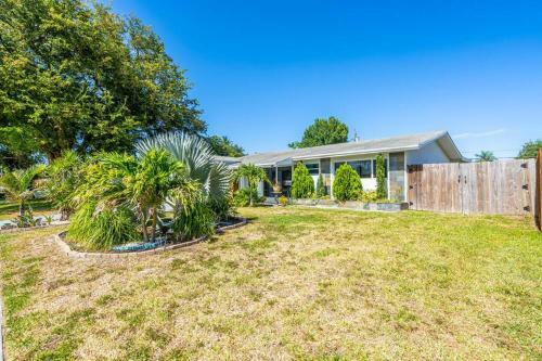 Hollywood Hills 3bd Home Parking Bbq & Backyard