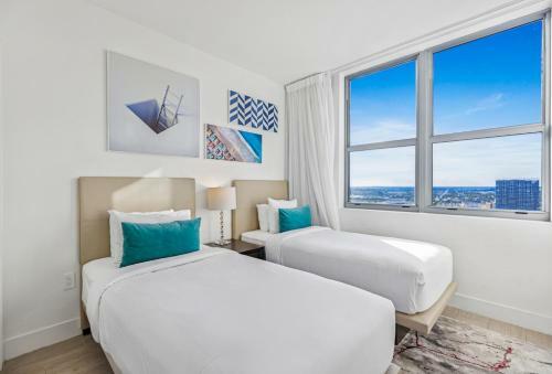 Hyde Beach House 2408. 3bd/2.5ba Luxury Apartment