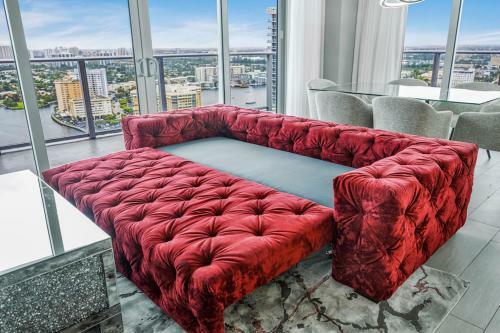 Hyde Beach House 2408. 3bd/2.5ba Luxury Apartment