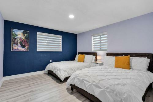 Hollywood Hills 3bd House With Backyard & Bbq