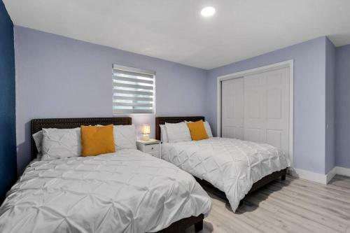 Hollywood Hills 3bd House With Backyard & Bbq
