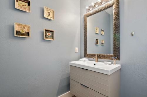 139pbd-svh Lovely New Townhome!