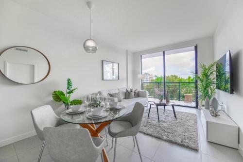 Apartamento Cozy 1-1 Br Steps From Downtown Doral Park