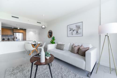 Apartamento Cozy 1-1 Br Steps From Downtown Doral Park