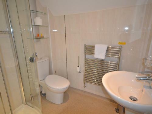 Hostal Southview Guest House & Indoor Pool