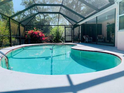 *coastal Beautiful Pool Home All To Yourself! *