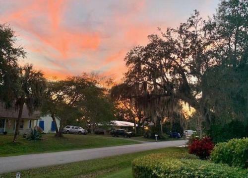 *coastal Beautiful Pool Home All To Yourself! *
